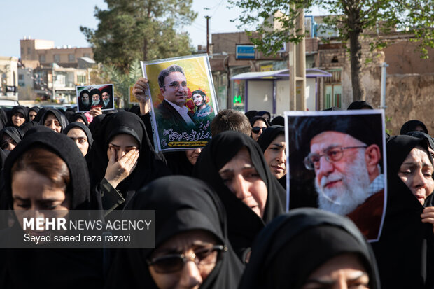 مراسم تشیع پیکر شهید مهندس علیرضا دهقانی آرانی