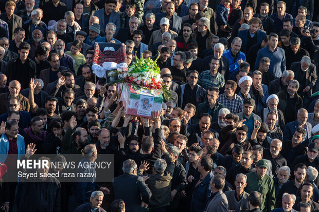 مراسم تشیع پیکر شهید مهندس علیرضا دهقانی آرانی