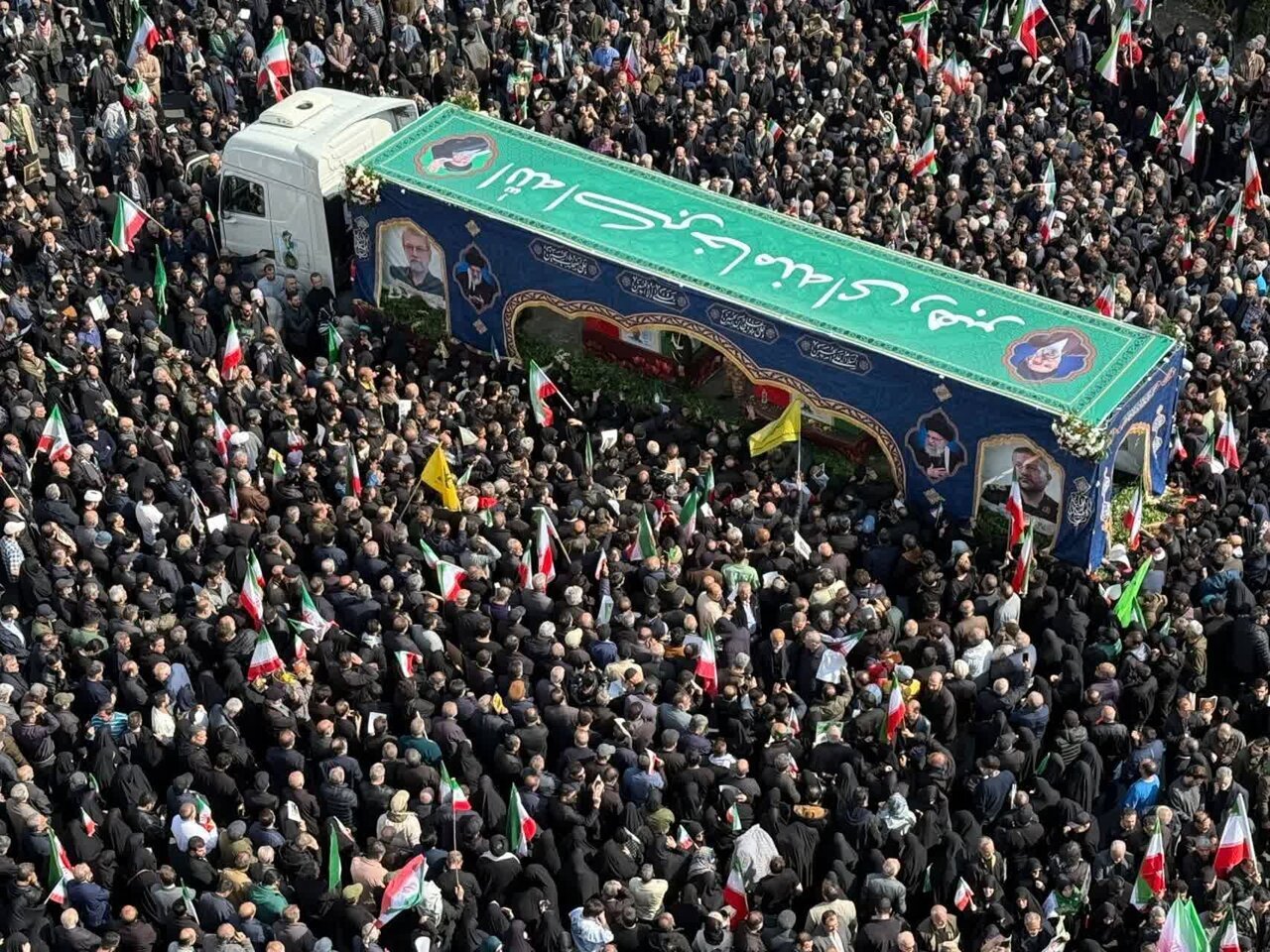 تشييع جثامين الشهداء