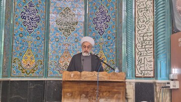 وحدت، رمز پیروزی ملت ایران؛ حرمت خون شهیدان حفظ شود