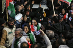 «در آغوش وطن»؛ گردهمایی مردمی شب‌های همبستگی با حضور بانوان ملی‌ پوش