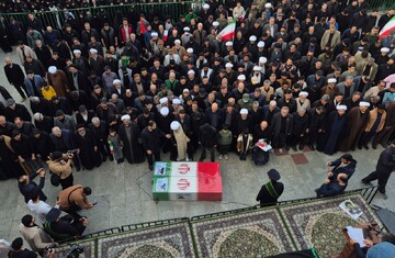 اقامه نماز بر پیکر شهیدان لاریجانی در قم