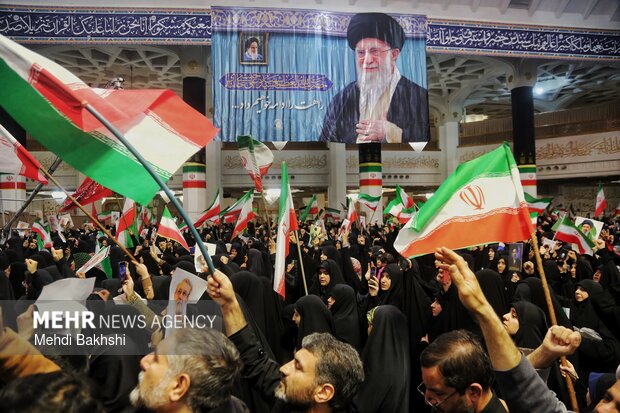 وداع با شهید لاریجانی در قم