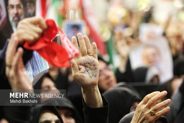 وداع با شهید لاریجانی در قم
