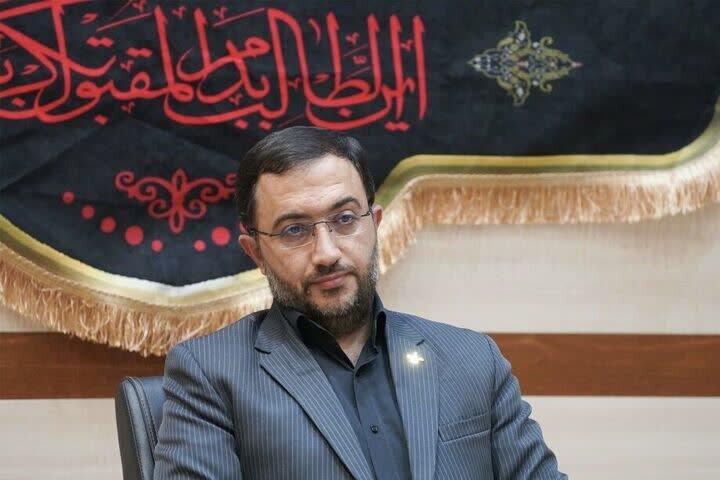 تمام فعالیت‌های مرکز فرهنگی گلستان مبتنی بر کتاب است