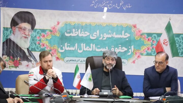 ۱۶۵۴ هکتار از اراضی ملی و منابع طبیعی آذربایجان غربی رفع تصرف شد