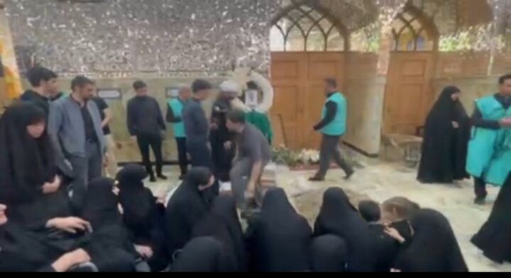 مزار شهید «علیرضا بیات» در حرم عبدالعظیم حسنی(ع)