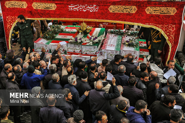 
Funeral for Ramadan war martyrs in Tabriz