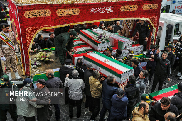 
Funeral for Ramadan war martyrs in Tabriz
