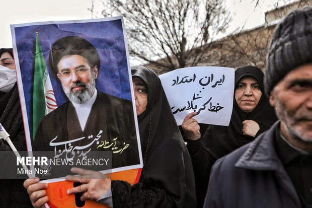
Funeral for Ramadan war martyrs in Tabriz
