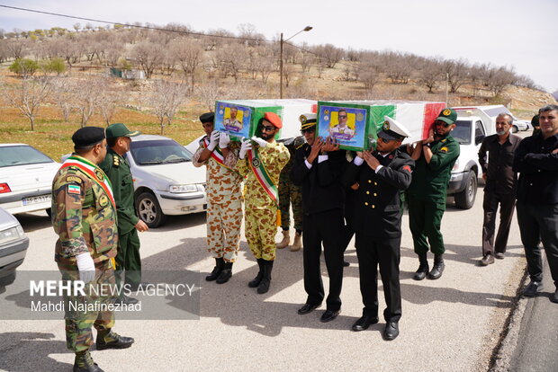 تشییع پیکر مطهر ۲ شهید جنگ رمضان در یاسوج