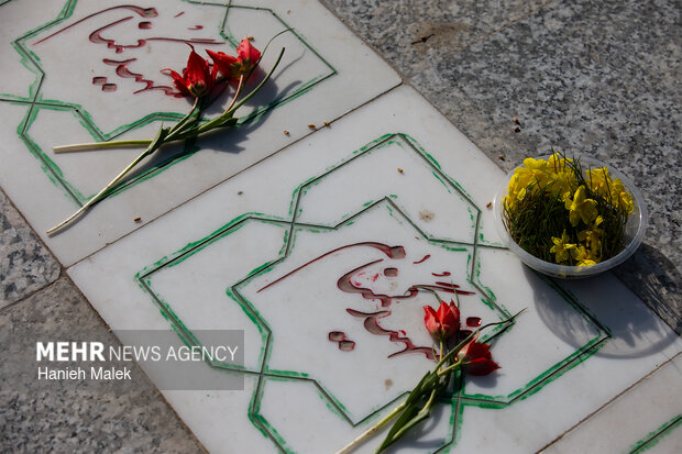 تجمع گرگانی ها در پاسداشت مقدسات