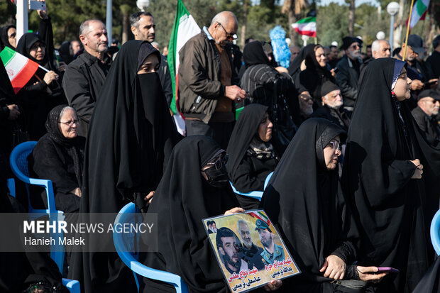 تجمع گرگانی ها در پاسداشت مقدسات