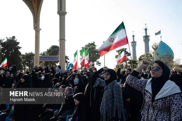 تجمع گرگانی ها در پاسداشت مقدسات