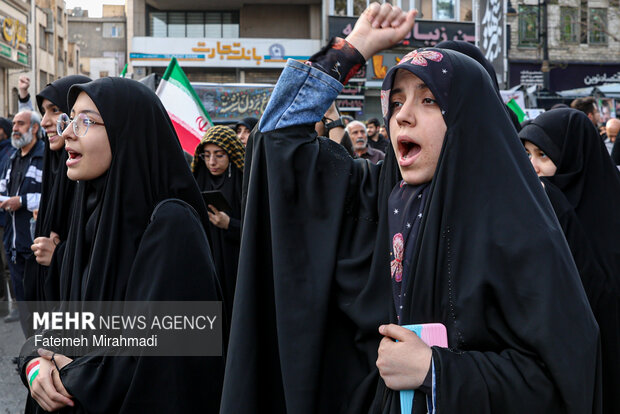 تجمع بزرگ «هم‌عهدی‌ نوجوانان»
