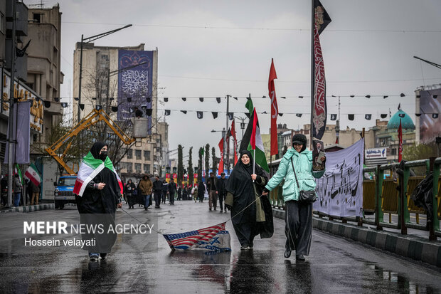 تهران در جنگ