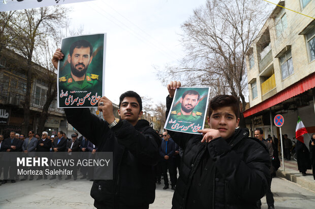 خاکسپاری سرلشکر شهید«غلامرضا سلیمانی» در فارسان