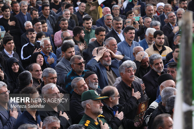 خاکسپاری سرلشکر شهید«غلامرضا سلیمانی» در فارسان