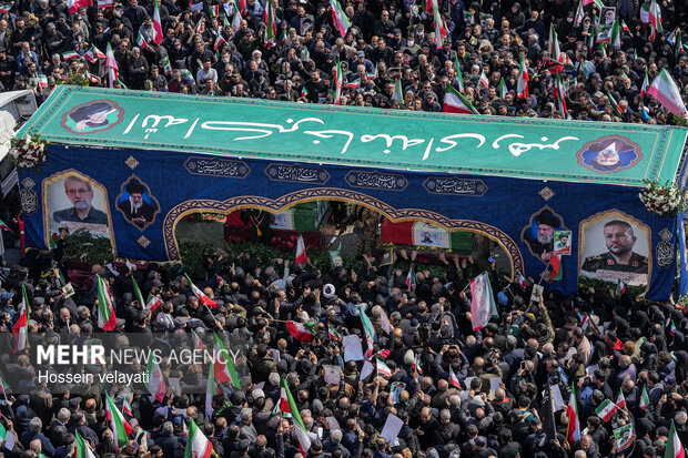 تهران در جنگ