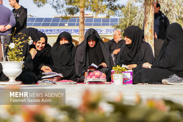 زیارت اهل قبور پنجشنبه آخر سال در قم