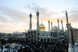 تحویل سال جدید در حرم حضرت معصومه (س)