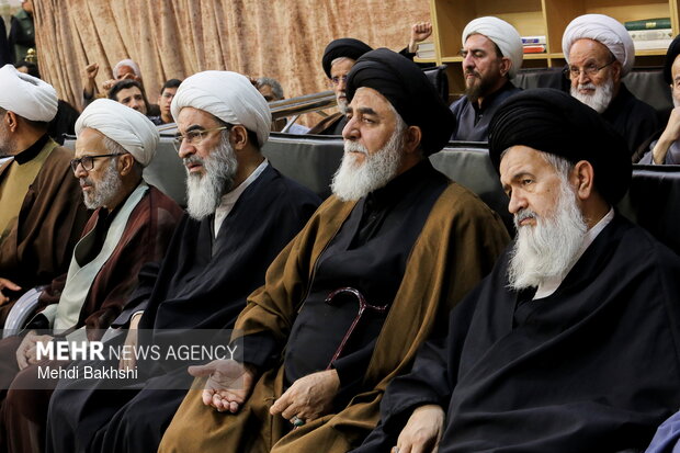 مراسم بزرگداشت دکتر شهید علی مطهری در حرم بانوی کرامت