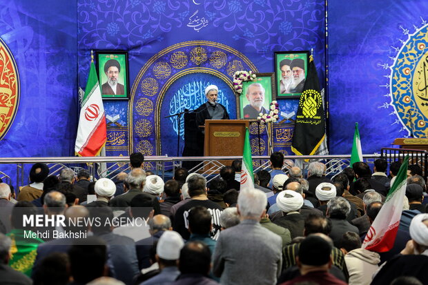 مراسم بزرگداشت دکتر شهید علی مطهری در حرم بانوی کرامت