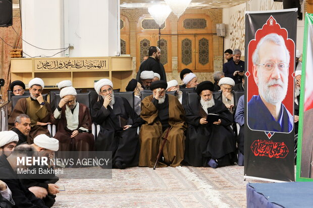 مراسم بزرگداشت دکتر شهید علی مطهری در حرم بانوی کرامت