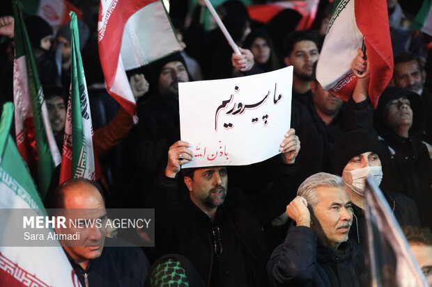 اجتماع هیئات مذهبی مشهد در بیعت با رهبر انقلاب