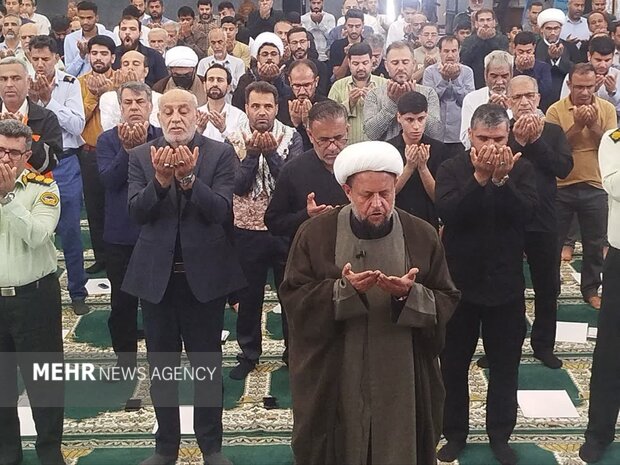 امام جمعه عسلویه: ایران توانایی تغییر معادلات جهانی را دارد