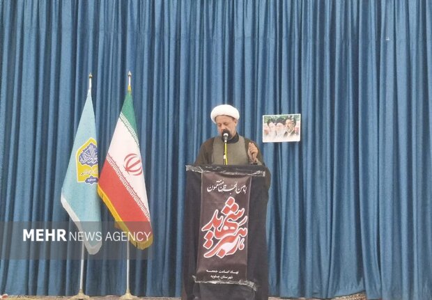 امام جمعه عسلویه: ایران توانایی تغییر معادلات جهانی را دارد
