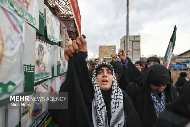 تشییع و تدفین ۱۳ بسیجی شهید محله قراملک تبریز