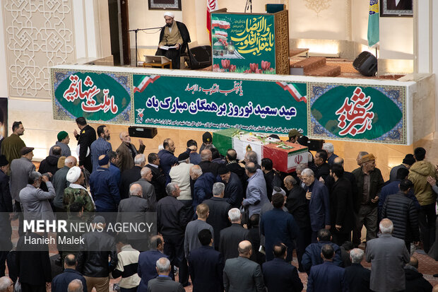 تشییع پیکر شهدای ناو دنا در گرگان