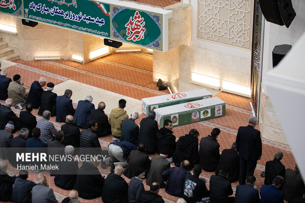 تشییع پیکر شهدای ناو دنا در گرگان