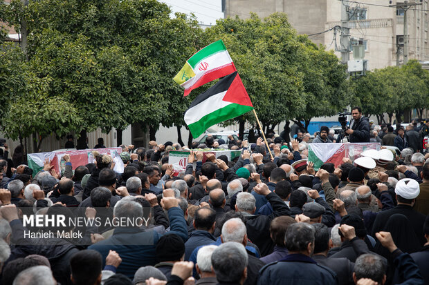 تشییع پیکر شهدای ناو دنا در گرگان