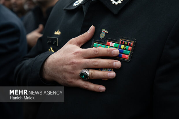 تشییع پیکر شهدای ناو دنا در گرگان