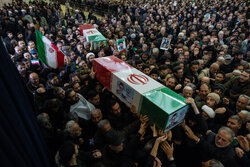 ورود پیکر مطهر شهید سردار نائینی به محل وداع در میدان جهاد کاشان