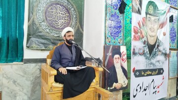 حجت الاسلام سمیعی: خون شهدا در برابر توطئه‌های دشمن، سپر بلای امت است