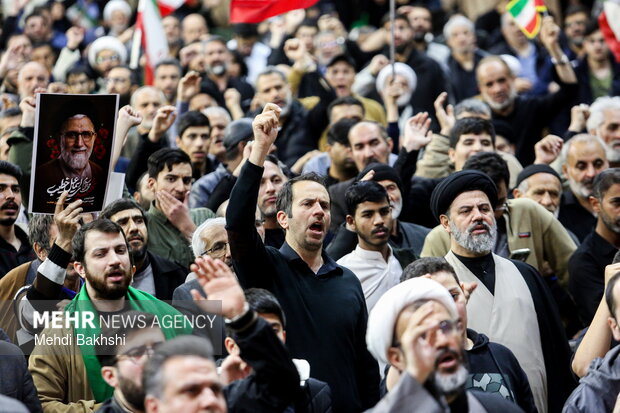 مراسم وداع با شهبد سید اسماعیل خطیب در قم
