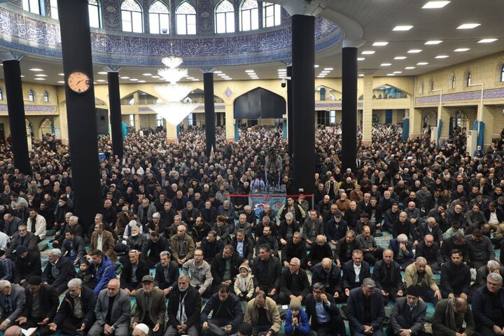 نماز عید فطر در ارومیه اقامه شد؛ یک ماه بندگی با طعم مقاومت