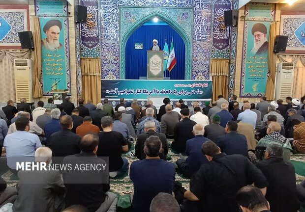 تاکید امام جمعه بوشهر بر ایجاد ثبات در بازار و آرامش اقتصادی جامعه