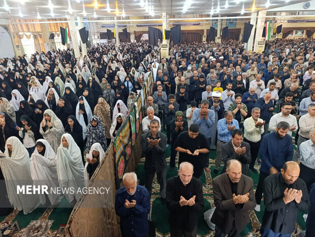 تاکید امام جمعه بوشهر بر ایجاد ثبات در بازار و آرامش اقتصادی جامعه