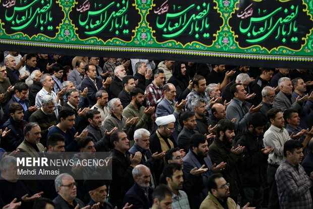 اقامه نماز عید سعید فطر در زنجان