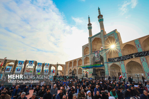 اقامه نماز عید سعید فطر در یزد