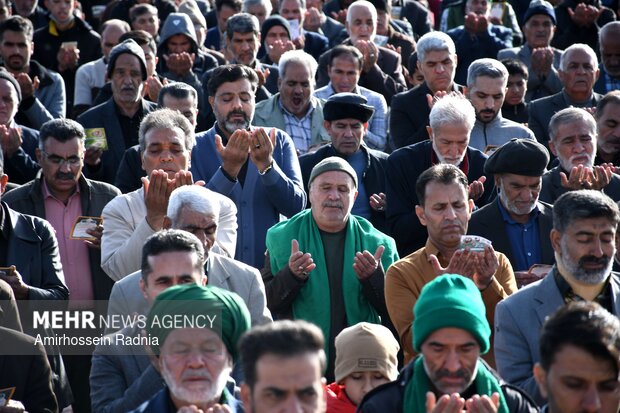 اقامه نماز عید سعید فطر در بیرجند