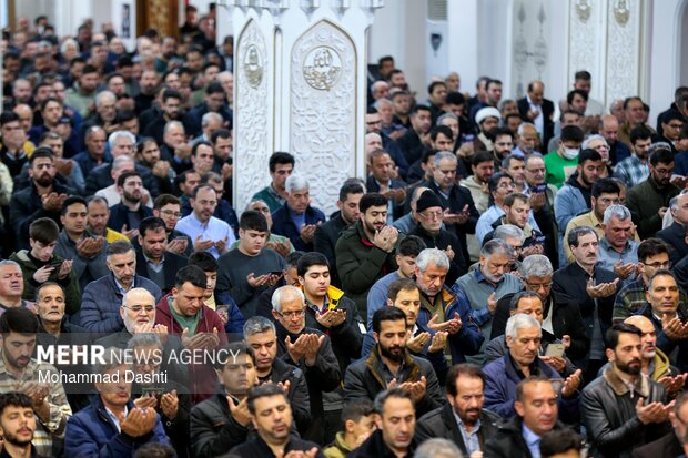 اقامه نماز عید سعید فطر در اردبیل