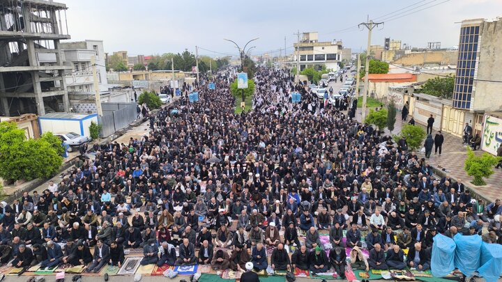 شکوه بندگی در نماز عید سعید فطر دهدشت