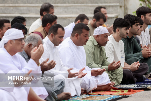 نماز عید سعید فطر اهل سنت در جزیره کیش