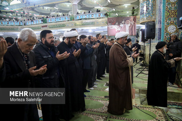 نماز عید سعید فطر در شهرکرد
