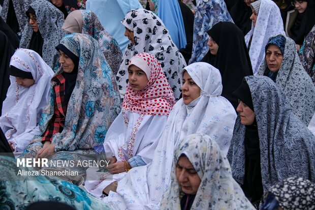 اقامه نماز عید سعید فطر در رشت